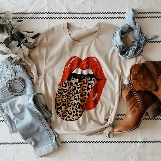 Leopard Rocker Graphic Tee Shirt (Wholesale)